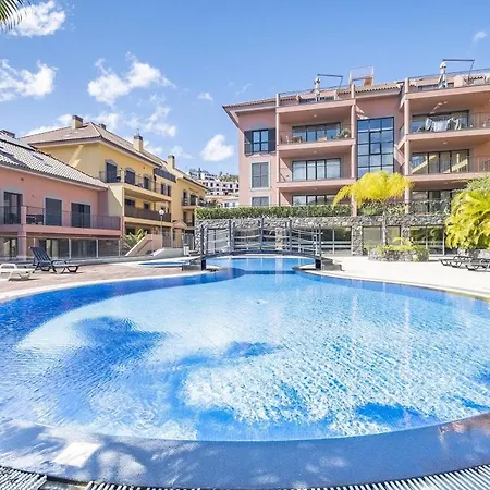 Living By Madeira Sun Travel * فونشال