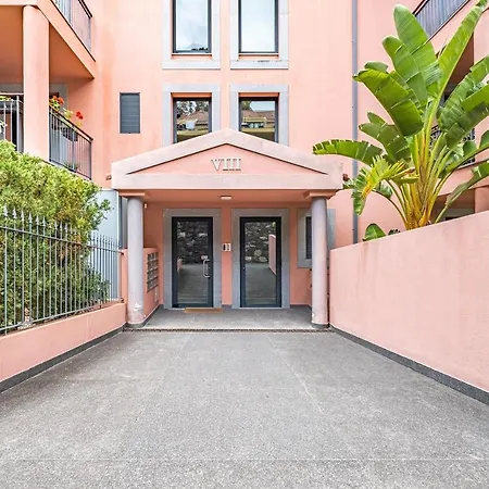 Living By Madeira Sun Travel Apartament